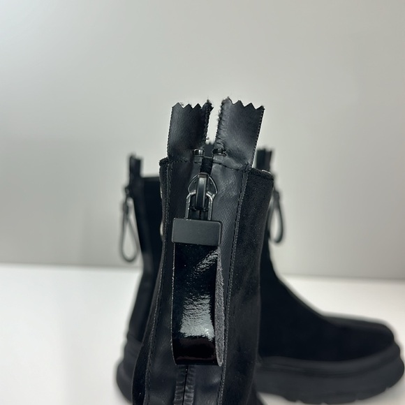 Torgeis Moira Micro Suede Zippered Platform Combat Boots Size 8 - Picture 16 of 16